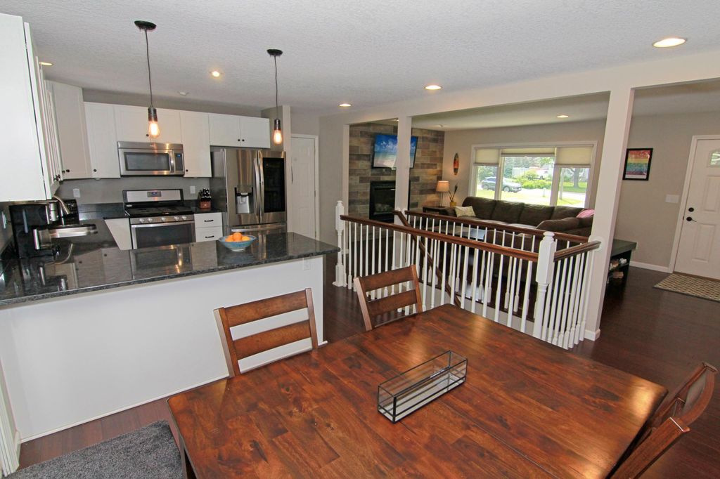 2830 Noel Drive, Little Canada, MN 55117