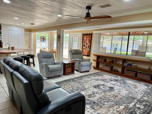 617 Garrett Street, Brewton, AL 36426