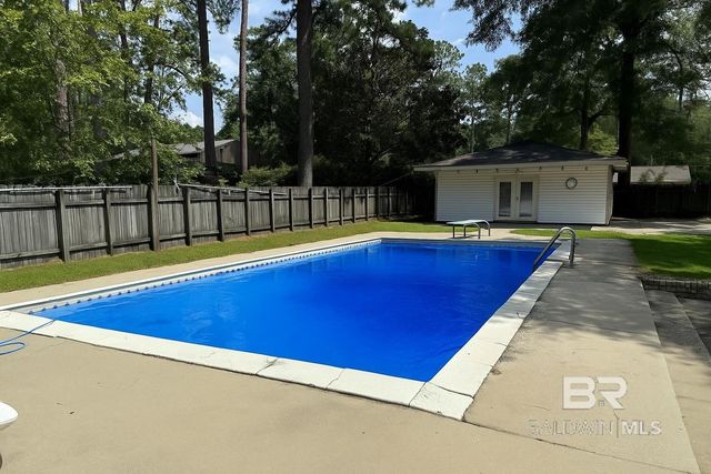 617 Garrett Street, Brewton, AL 36426