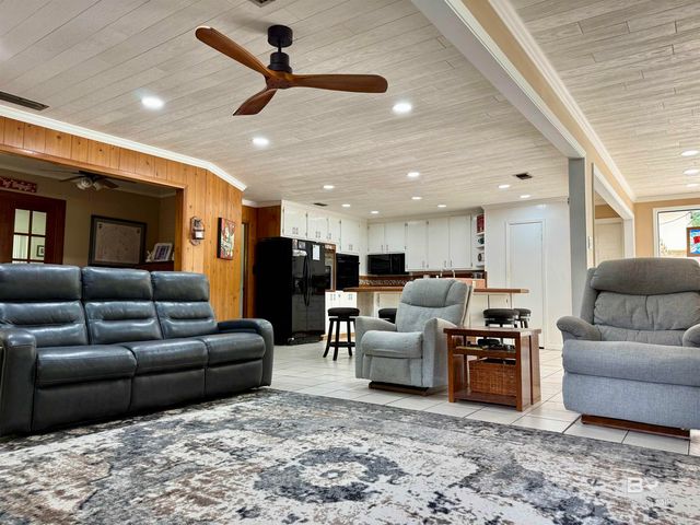 617 Garrett Street, Brewton, AL 36426