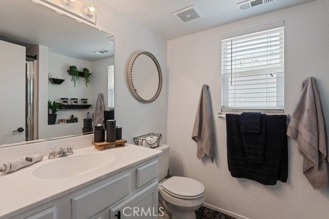 14075 Tourmaline Street, Hesperia, CA 92344