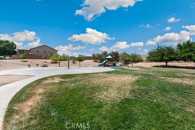 14075 Tourmaline Street, Hesperia, CA 92344