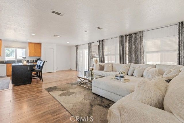 14075 Tourmaline Street, Hesperia, CA 92344