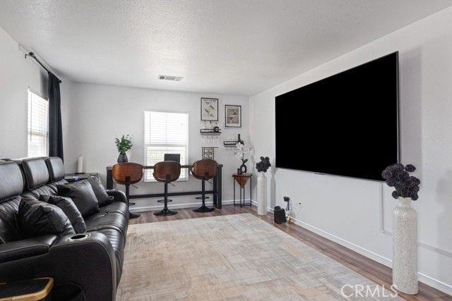 14075 Tourmaline Street, Hesperia, CA 92344