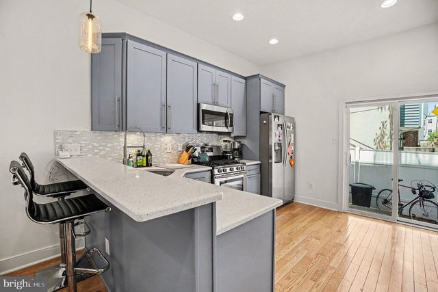 1617 FITZWATER ST, Philadelphia, PA 19146