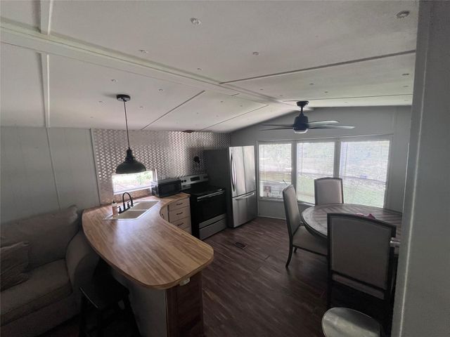 4 Meadowlark, Trinity, TX 75862