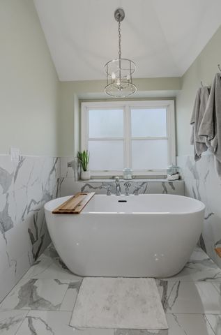 1610 CANTON DR, Columbia, MO 65203