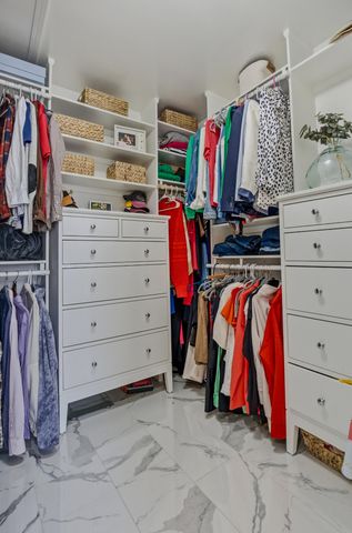 1610 CANTON DR, Columbia, MO 65203