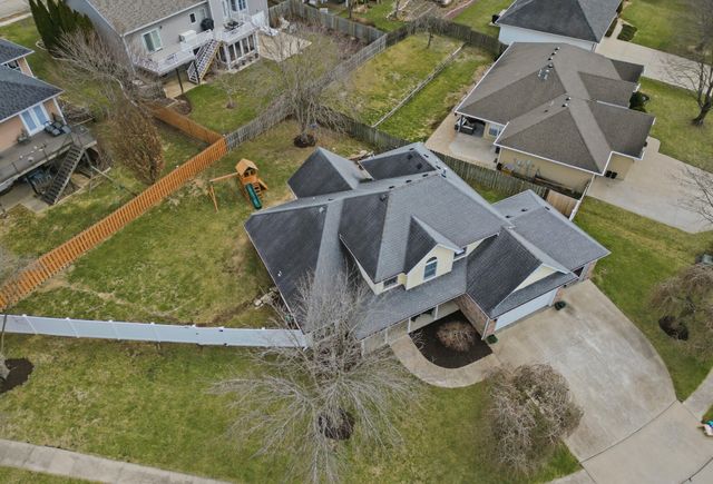 1610 CANTON DR, Columbia, MO 65203