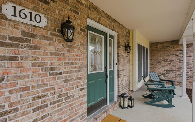 1610 CANTON DR, Columbia, MO 65203