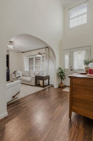 1610 CANTON DR, Columbia, MO 65203