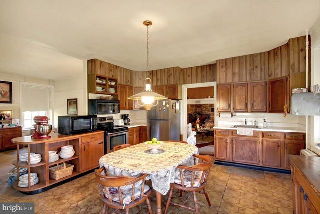 465 ANTIETAM RD, Reading, PA 19606