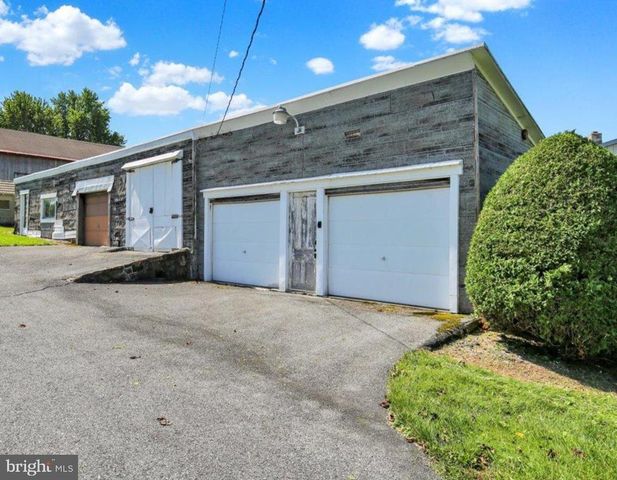 465 ANTIETAM RD, Reading, PA 19606