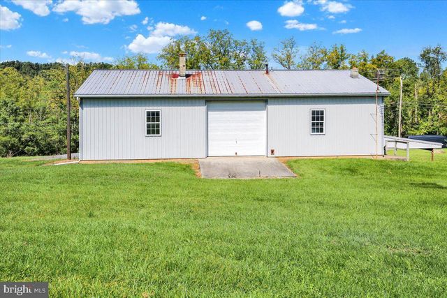 465 ANTIETAM RD, Reading, PA 19606