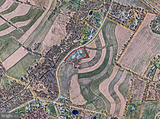 465 ANTIETAM RD, Reading, PA 19606