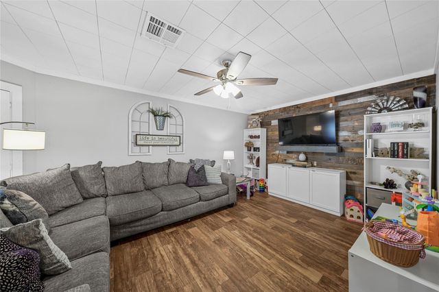 3027 Poppy Street, Needville, TX 77461