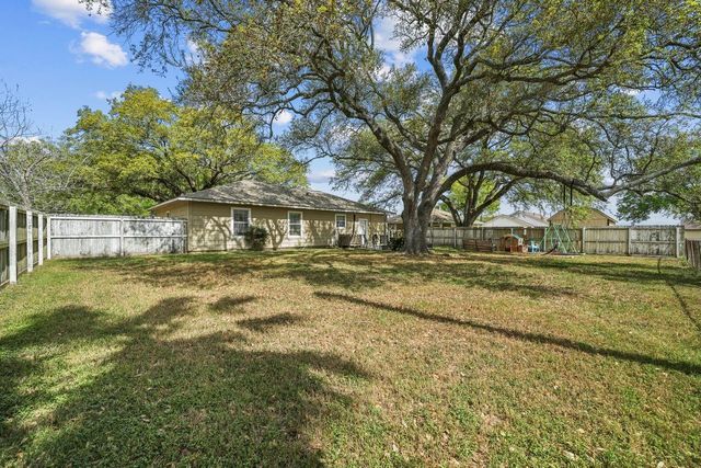 3027 Poppy Street, Needville, TX 77461