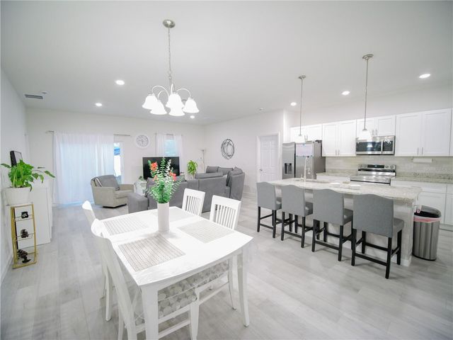 237 MARION OAKS TRAIL, Ocala, FL 34473