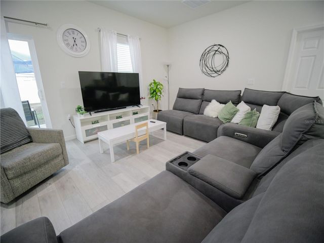 237 MARION OAKS TRAIL, Ocala, FL 34473