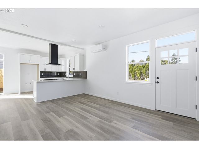 8716 Se Bybee Blvd, Portland, OR 97266