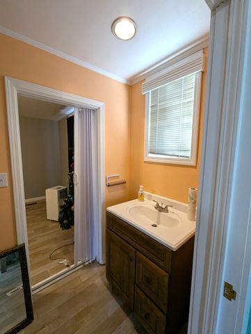 331 Jackson St, Paris, TN 38242