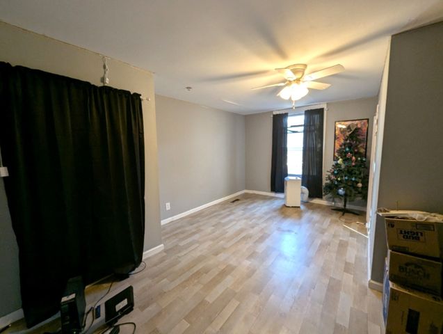 331 Jackson St, Paris, TN 38242