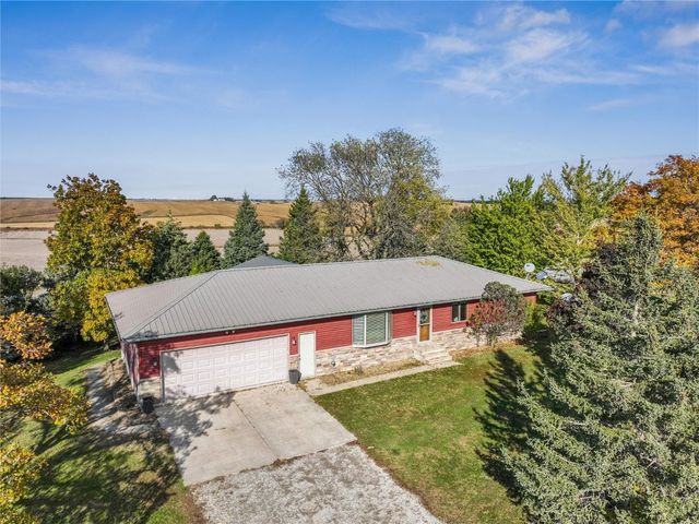 2463 110th Street, Marengo, IA 52301