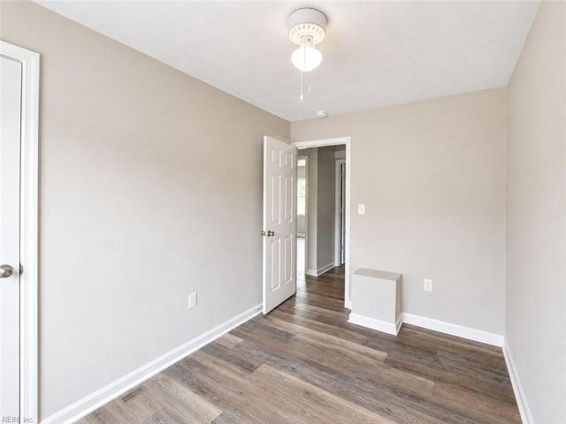 4021 Sloop TRL, Chesapeake, VA 23321