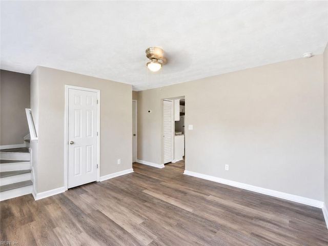 4021 Sloop TRL, Chesapeake, VA 23321