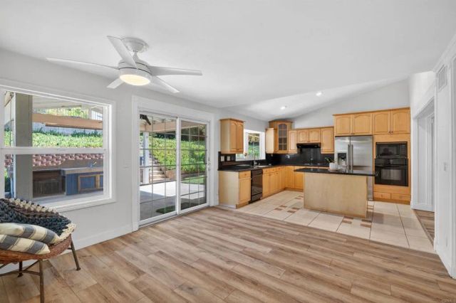 1654 Candlelight Ave, Escondido, CA 92029