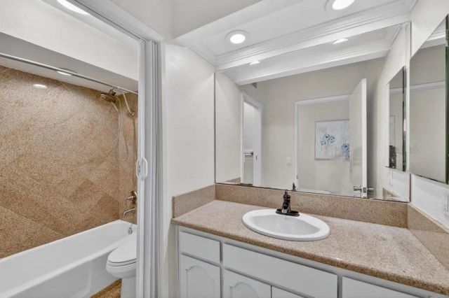1654 Candlelight Ave, Escondido, CA 92029