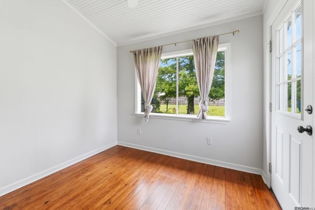 1305 E Tiffani St, Gonzales, LA 70737