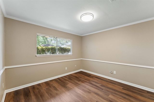 8015 Burning Hills Drive, Houston, TX 77071