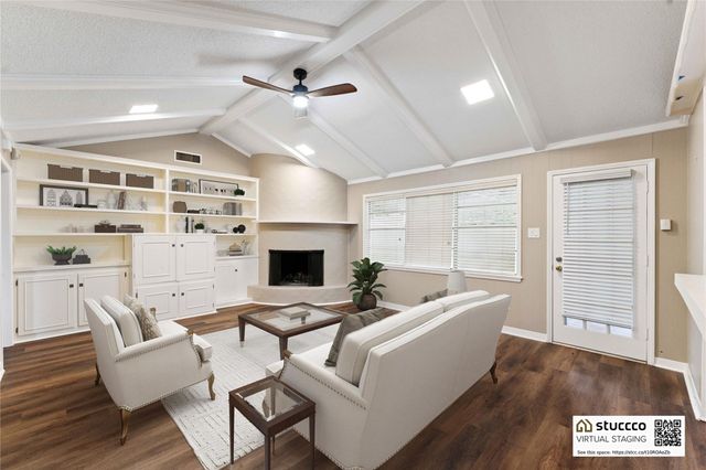 8015 Burning Hills Drive, Houston, TX 77071