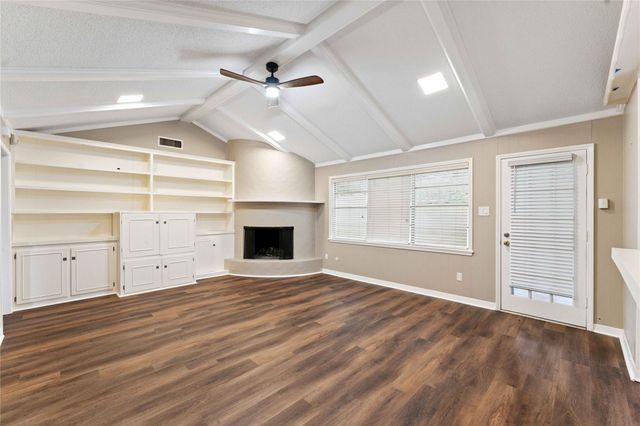 8015 Burning Hills Drive, Houston, TX 77071