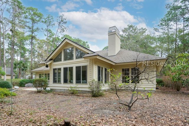 8 Wild Azalea Ln, Hilton Head Island, SC 29926