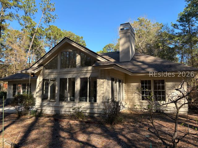 8 Wild Azalea Ln, Hilton Head Island, SC 29926