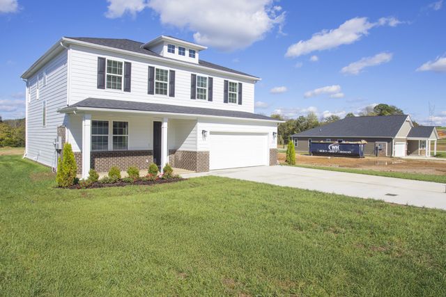 1556 OAK SPRINGS DR, Columbia, TN 38401