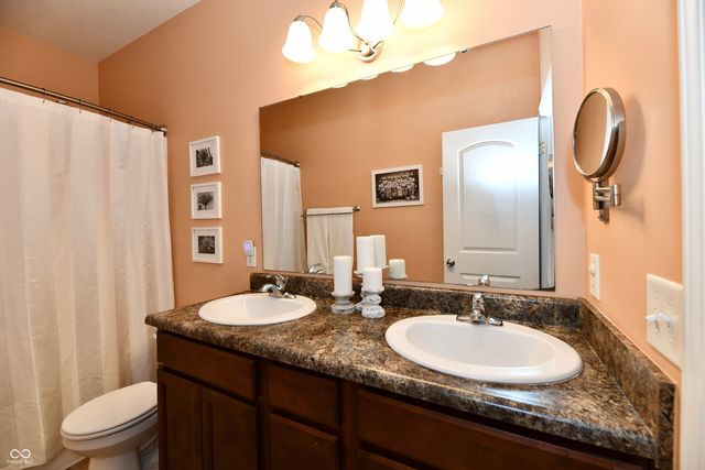 10759 Glenwyck Place, Noblesville, IN 46060