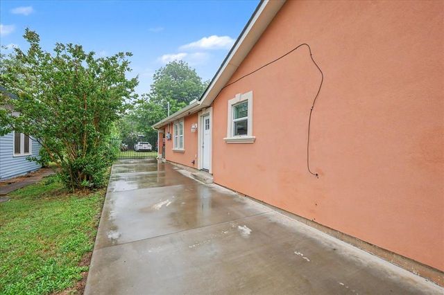 4043 NW 8th Street, Oklahoma City, OK 73107