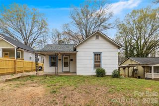 502 Fayetteville Avenue, Statesville, NC 28677
