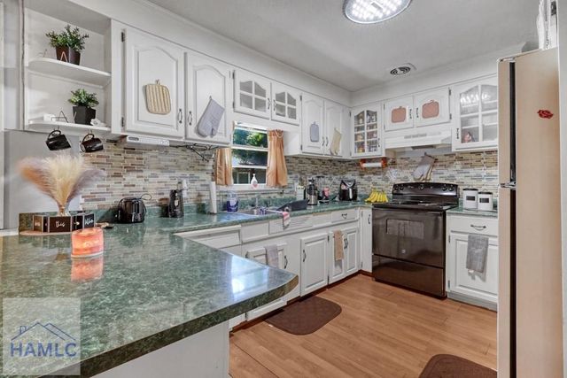 136 Groveland Street, Jesup, GA 31545