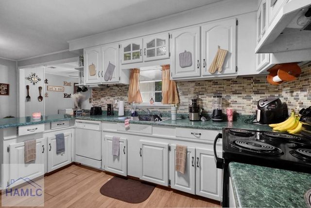 136 Groveland Street, Jesup, GA 31545