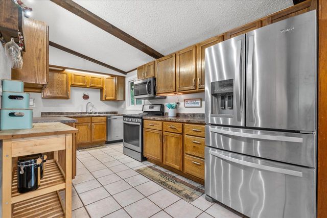 W153N9940 Neptune DRIVE, Germantown, WI 53022