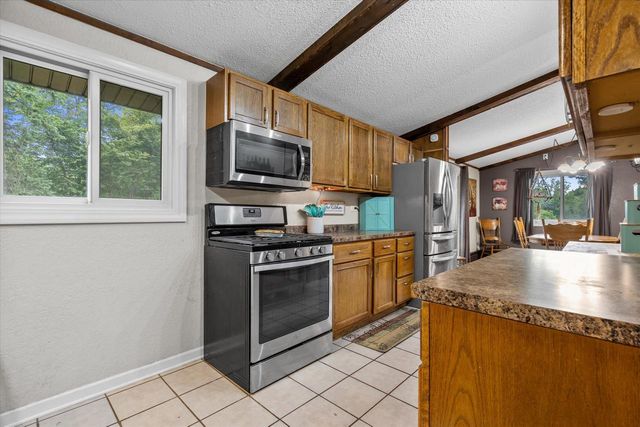 W153N9940 Neptune DRIVE, Germantown, WI 53022