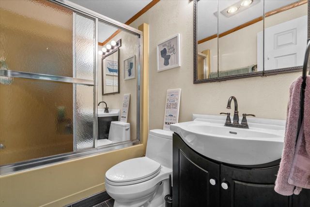W153N9940 Neptune DRIVE, Germantown, WI 53022
