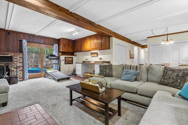 W153N9940 Neptune DRIVE, Germantown, WI 53022