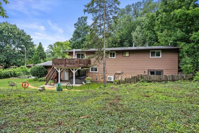 W153N9940 Neptune DRIVE, Germantown, WI 53022
