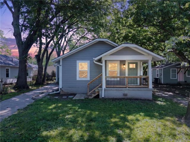 2715 S 37th Street, Kansas City, KS 66106