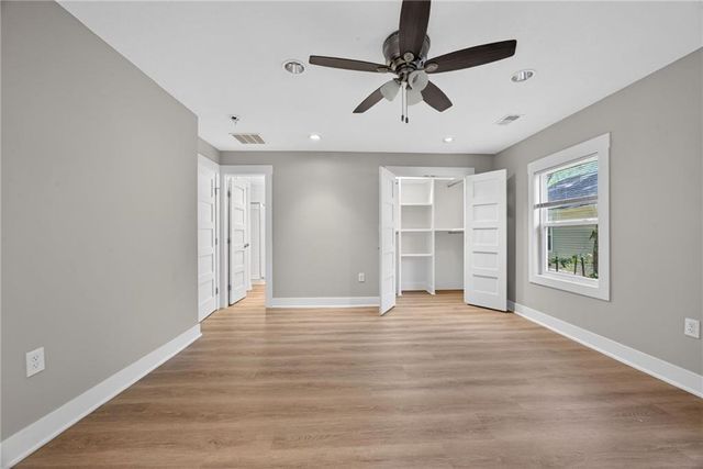 2715 S 37th Street, Kansas City, KS 66106